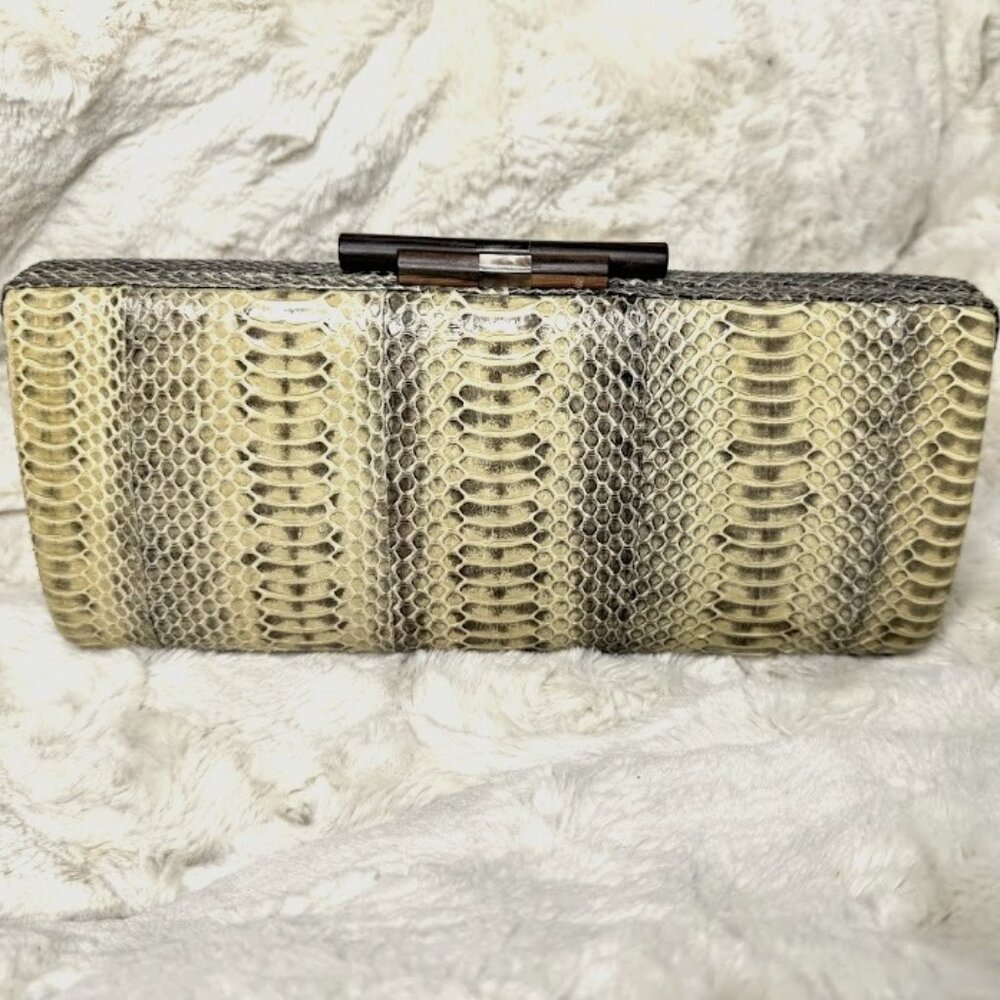 John Carlo Snakeskin Hardshell Clutch Purse Cream/Brown Viper Brown Magnet Close